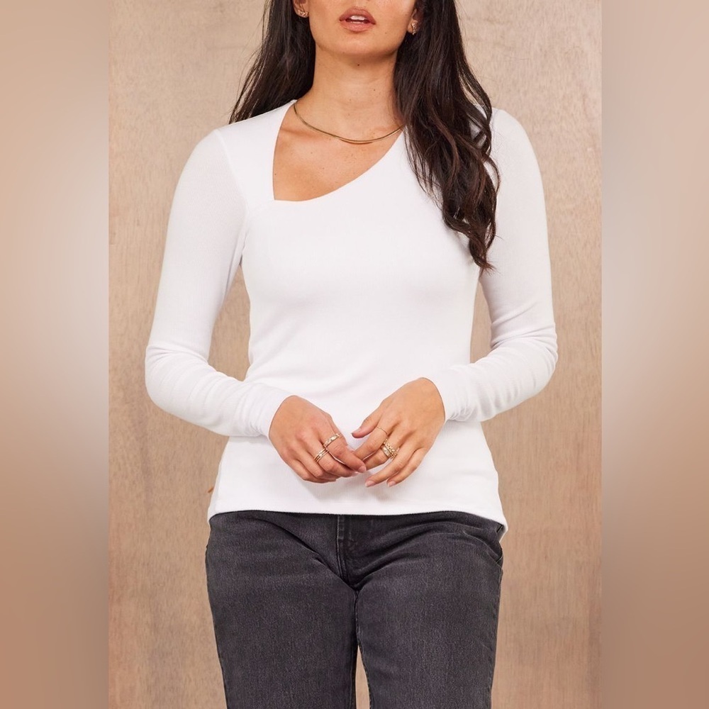 La Made Ysabel Angled Top (T1)